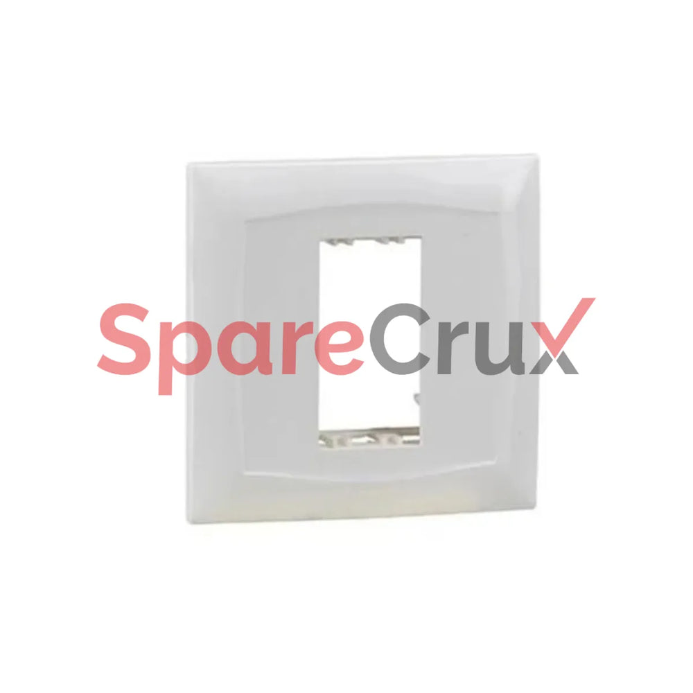 673491 | LEGRAND | 1M White Cover Plate With Frame